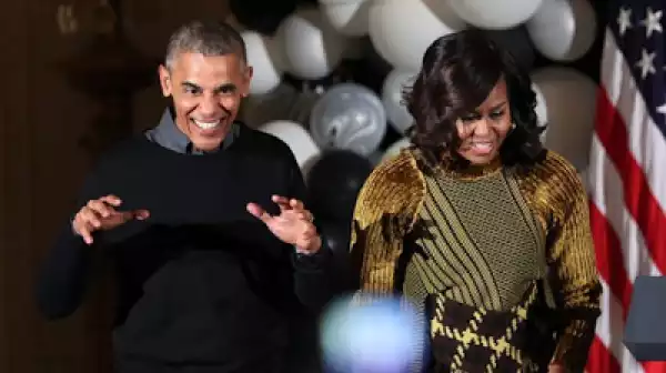 Watch Barrack & Michelle Obama Dance To Michael Jackson’s ‘Thriller’ At The White House